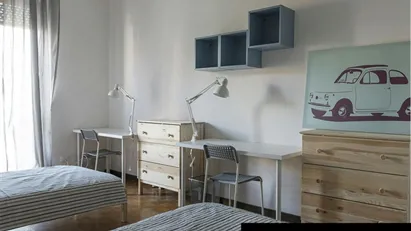 Room for rent in Milano Zona 1 - Centro storico, Milan