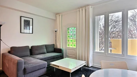 Apartments in Nanterre - photo 3