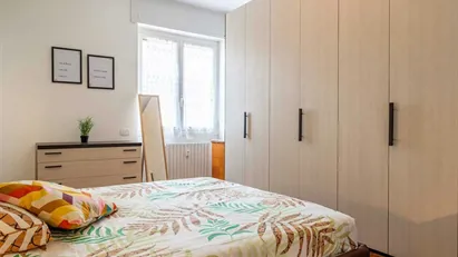 Room for rent in Milano Zona 4 - Vittoria, Forlanini, Milan