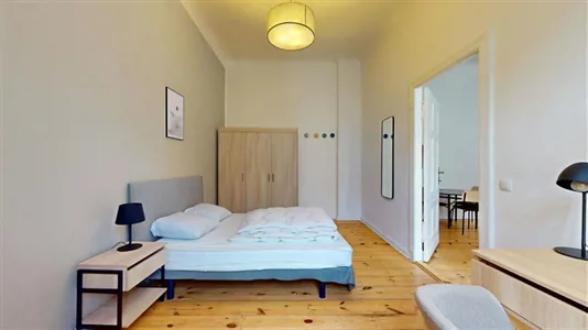 Rooms in Berlin Mitte - photo 3