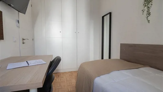 Rooms in Madrid Fuencarral-El Pardo - photo 1