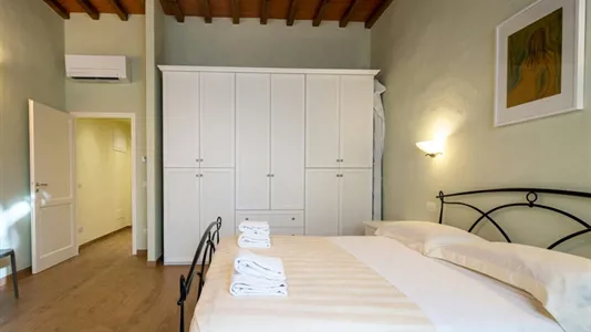 Apartments in Florence - photo 2