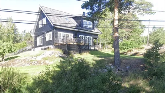 Houses in Värmdö - photo 1