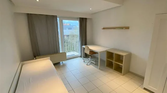 Rooms in Brussels Vorst - photo 1