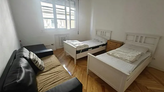 Rooms in Madrid Centro - photo 3