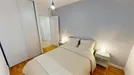 Room for rent, Grenoble, Auvergne-Rhône-Alpes, Rue Barral de Montferrat, France