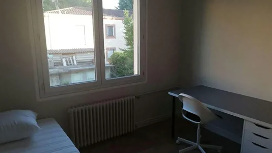 Rooms in Toulouse - photo 3