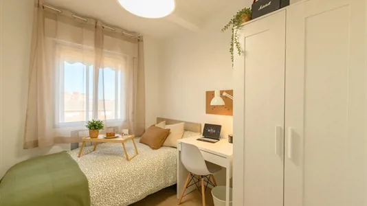 Rooms in Getafe - photo 1