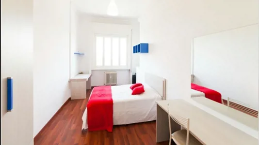 Rooms in Milano Zona 6 - Barona, Lorenteggio - photo 2