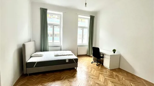 Rooms in Vienna Landstraße - photo 1