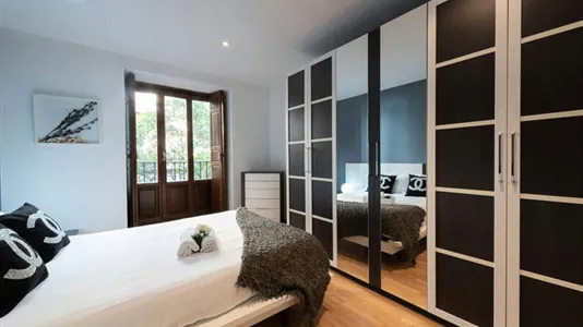 Apartments in Madrid Centro - photo 3