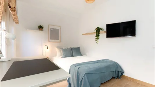 Rooms in Alcalá de Henares - photo 2