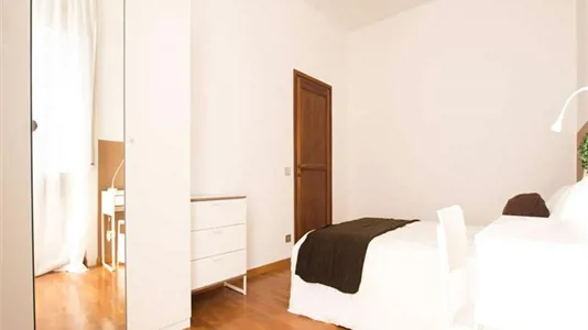 Rooms in Milano Zona 6 - Barona, Lorenteggio - photo 2