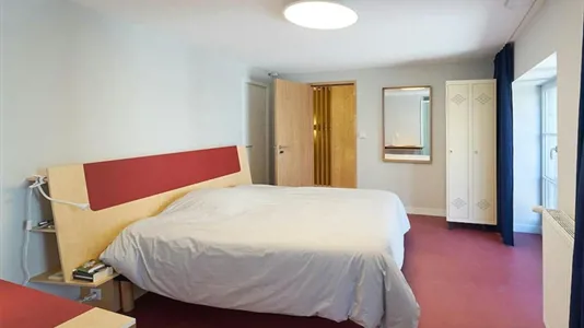 Rooms in Saint-Étienne - photo 2