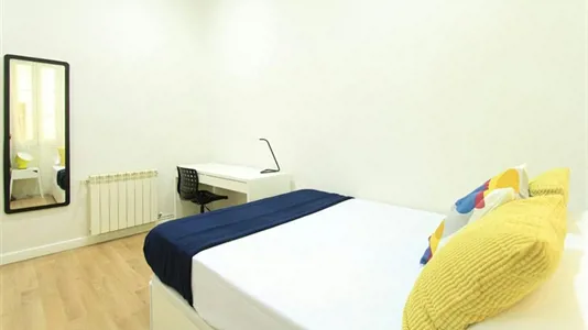 Rooms in Madrid Salamanca - photo 3