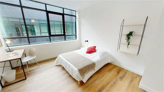 Rooms in Nanterre - photo 3