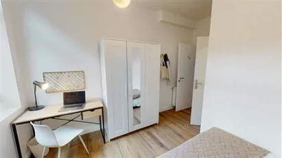 Room for rent in Nanterre, Île-de-France