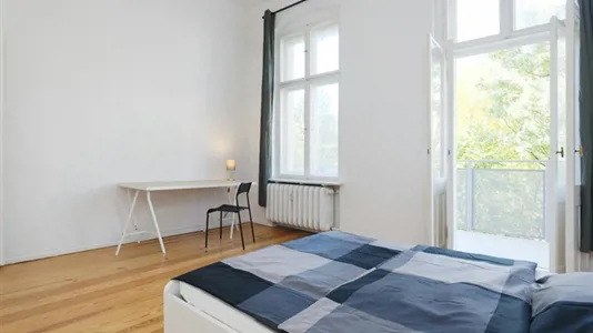 Rooms in Berlin Charlottenburg-Wilmersdorf - photo 2