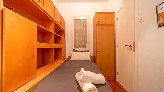 Rooms in Barcelona Eixample - photo 2