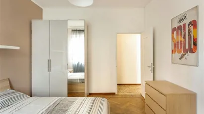 Room for rent in Milano Zona 6 - Barona, Lorenteggio, Milan