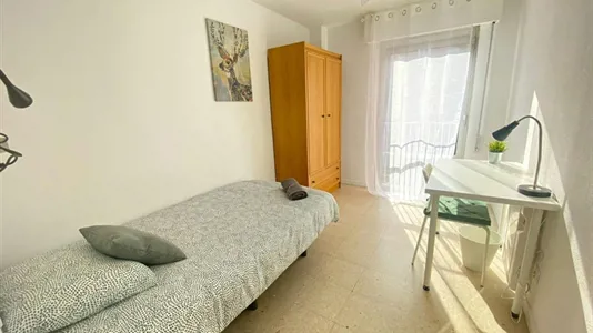 Rooms in Madrid Puente de Vallecas - photo 1