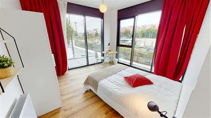 Room for rent in Nanterre, Île-de-France