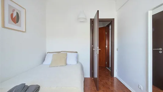 Rooms in Almada - photo 3