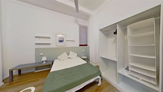 Rooms in Valencia L'Eixample - photo 2