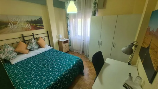 Rooms in Alcalá de Henares - photo 1