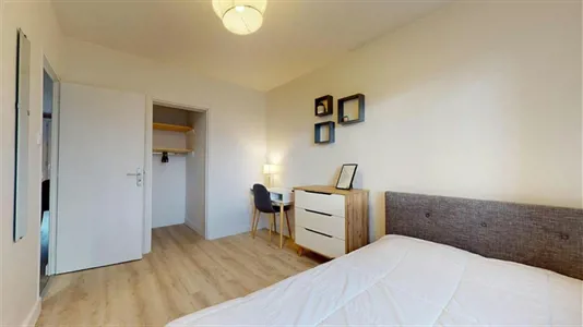 Rooms in Grenoble - photo 3