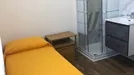 Room for rent, Ferrara, Emilia-Romagna, Via Pomposa, Italy