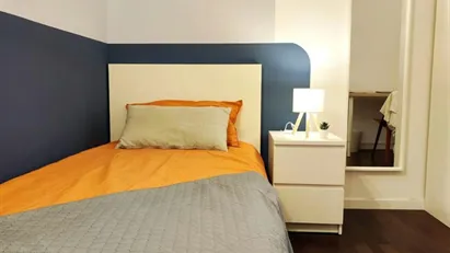 Room for rent in Bologna, Emilia-Romagna Room for rent in Bologna, Emilia-Romagna