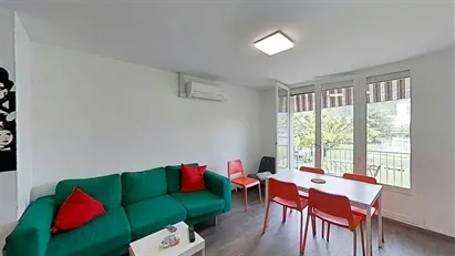 Room for rent in Grenoble, Auvergne-Rhône-Alpes