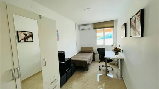 Rooms in Murcia - photo 2