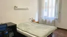 Room for rent, Parma, Emilia-Romagna, Piazza Ghiaia