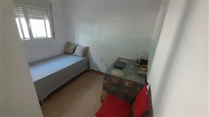 Room for rent in Los Bermejales, Andalucía