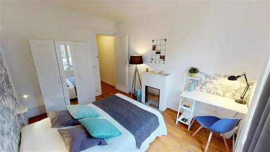 Rooms in Paris 15ème arrondissement - photo 2