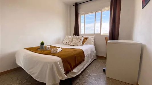 Rooms in Alboraya - photo 1