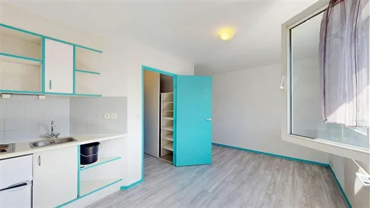 Apartments in Poitiers - photo 3