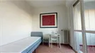 Room for rent, Milano Zona 7 - Baggio, De Angeli, San Siro, Milan, Via Carlo Marx