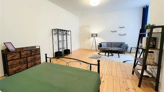 Rooms in Berlin Charlottenburg-Wilmersdorf - photo 2