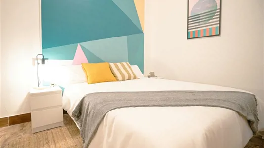 Rooms in Valencia Ciutat Vella - photo 2