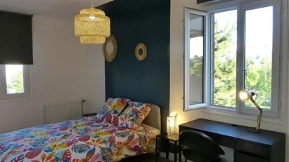 Room for rent in Évry, Île-de-France