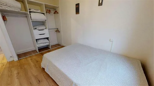 Rooms in Lyon - photo 2