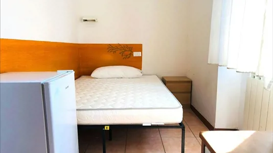 Rooms in Roma Municipio XI – Arvalia/Portuense - photo 1