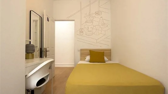 Rooms in Barcelona Ciutat Vella - photo 1