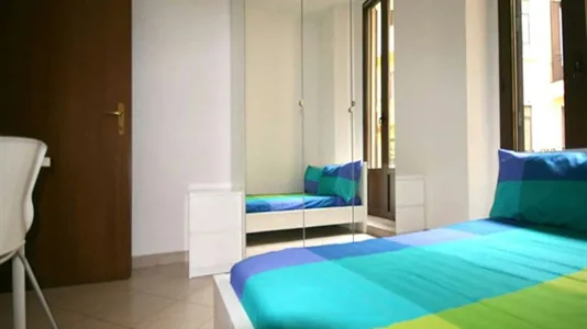 Rooms in Milano Zona 4 - Vittoria, Forlanini - photo 1