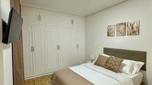 Rooms in Madrid Salamanca - photo 3