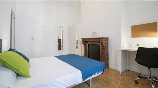 Rooms in Madrid Centro - photo 3