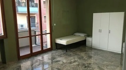 Rooms in Bologna - photo 2